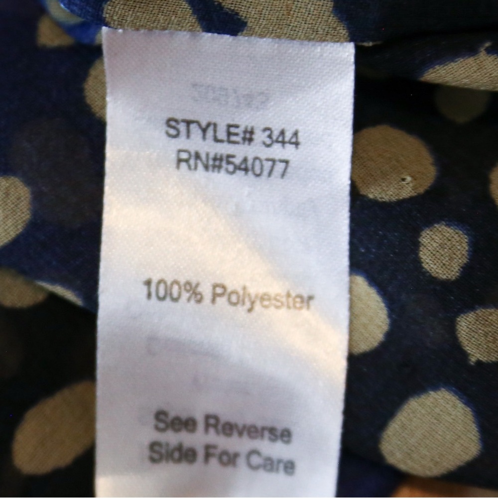 CAbi Blue Ombre Polka Dot Blouse Medium Sheer V-Neck Top Lightweight Flowy - Picture 15 of 15